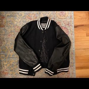 Levi’s bomber jacket